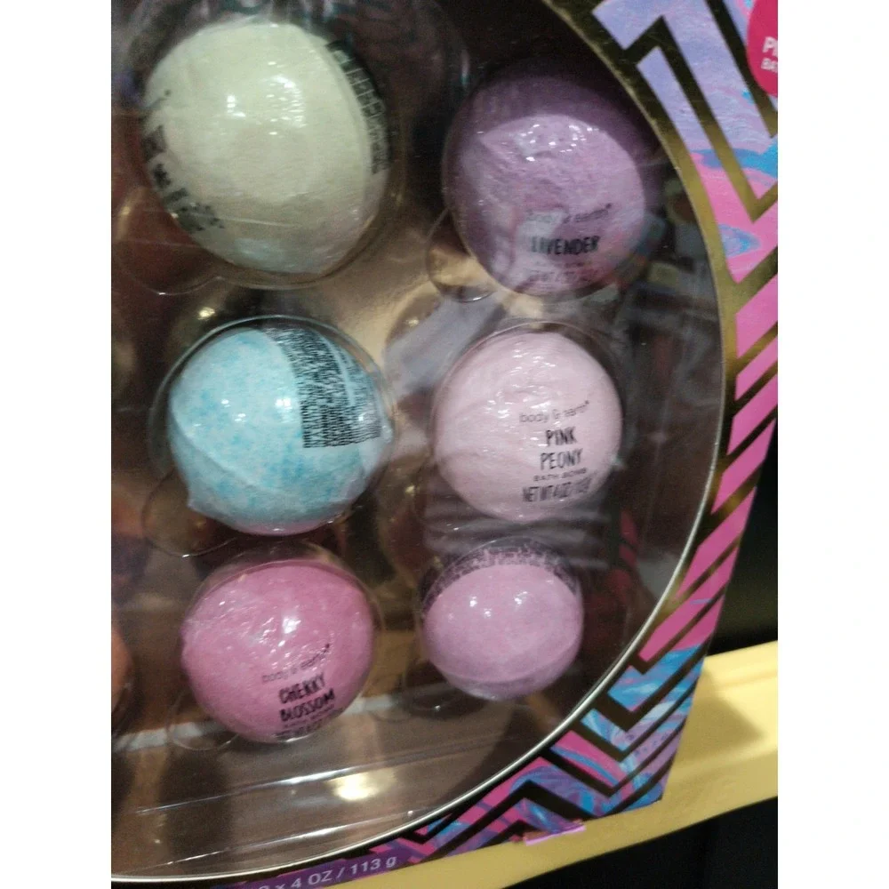 Body & Earth Nine (9) Pc. Bath Bomb Set 4 Oz. Each Variety of Scents Spa Time